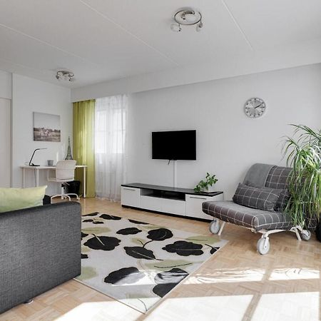Apartments Karviaismaki เฮลซิงกิ ภายนอก รูปภาพ