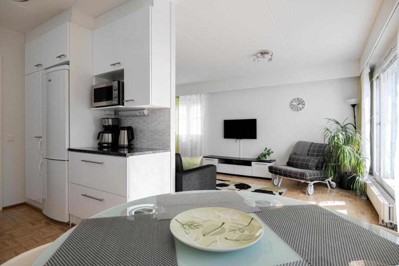 Apartments Karviaismaki เฮลซิงกิ ภายนอก รูปภาพ