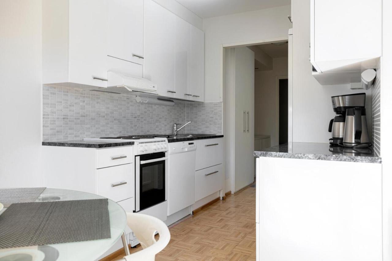 Apartments Karviaismaki เฮลซิงกิ ภายนอก รูปภาพ